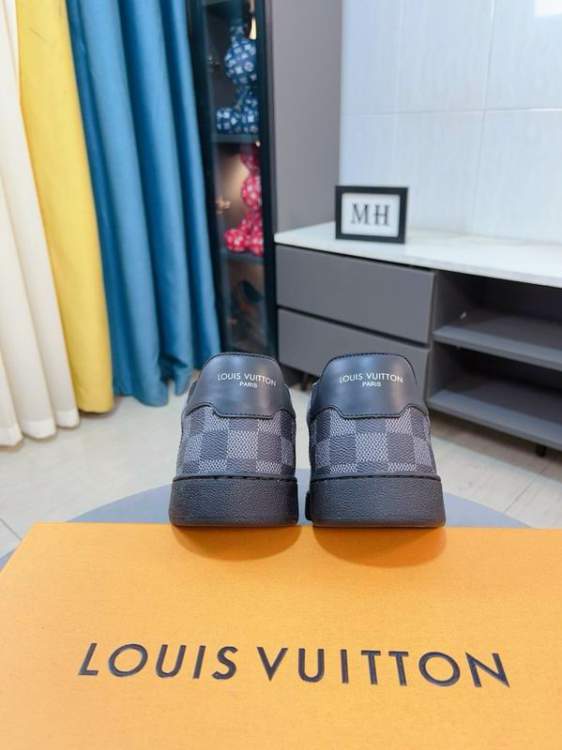 Picture of Louis Vuitton Shoes _SKULVsz38-44mnf071615442
